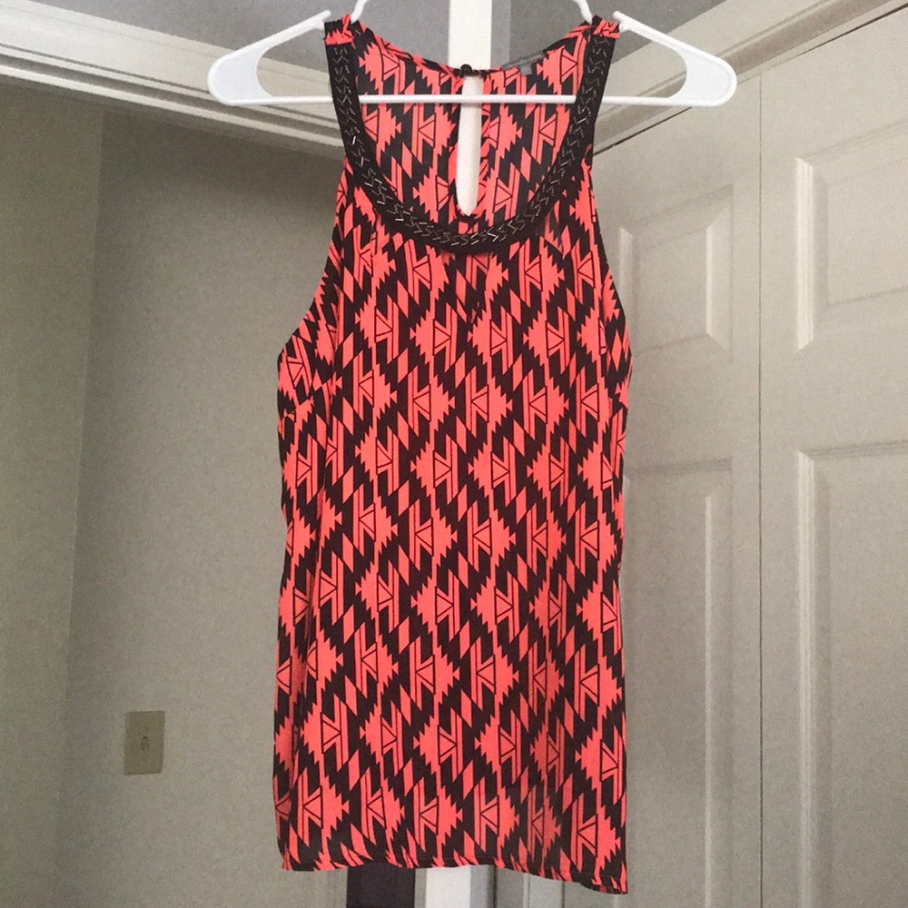 Cute blouse great for work